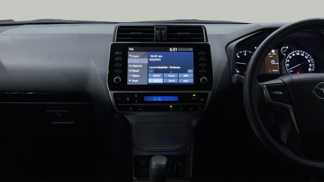 2022 Toyota Landcruiser Prado Gx, Automatic, 76779 km, Center Console