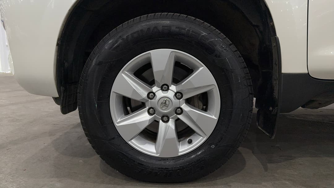 2022 Toyota Landcruiser Prado Gx, Automatic, 76779 km, Left Front Wheel