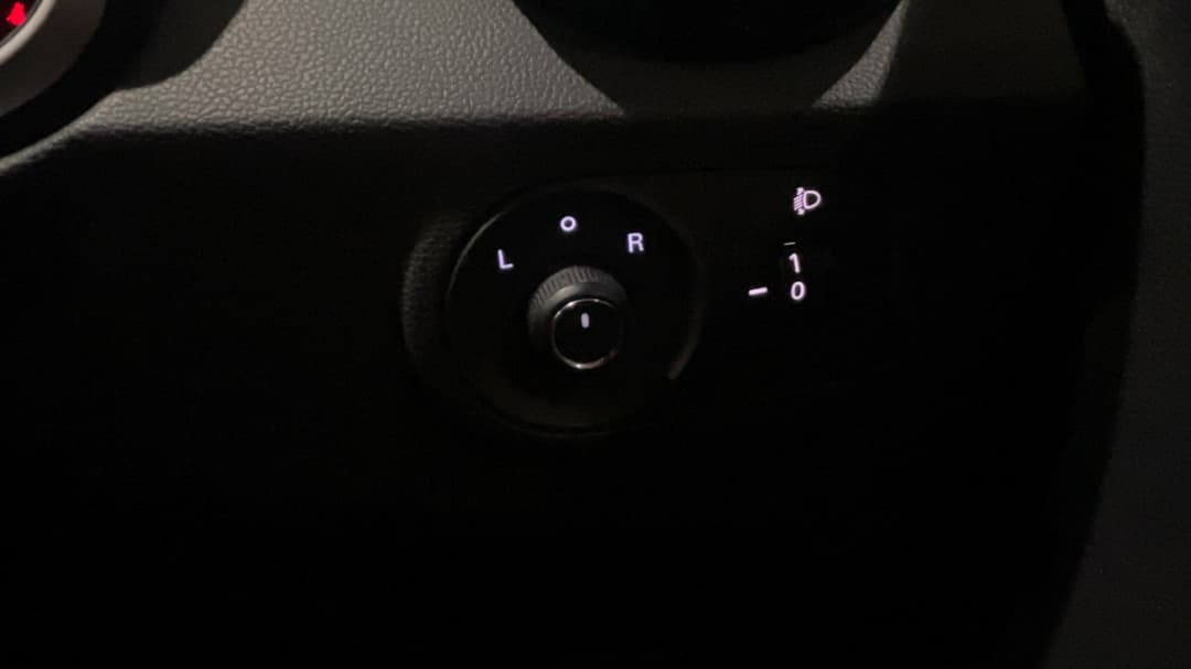 2021 MG ZS Excite, Automatic, 109401 km, Utility Switches/Buttons