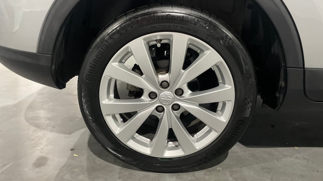 2021 MG ZS Excite, Automatic, 109401 km, Right Rear Wheel