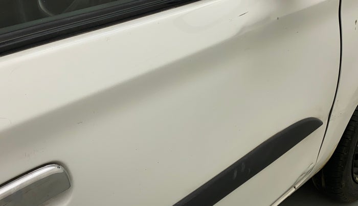 2016 Maruti Alto K10 VXI, CNG, Manual, 78,597 km, Driver-side door - Minor scratches