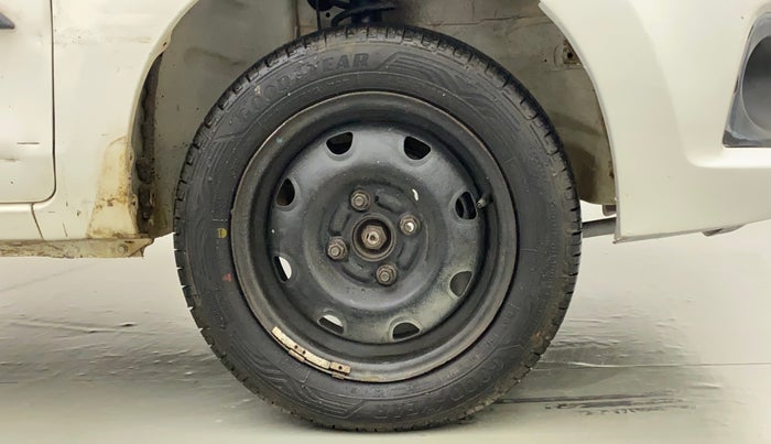 2016 Maruti Alto K10 VXI, CNG, Manual, 78,597 km, Right Front Wheel