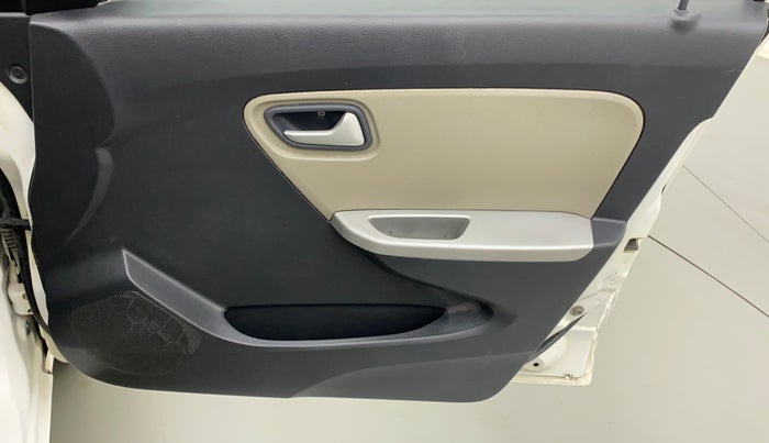 2016 Maruti Alto K10 VXI, CNG, Manual, 78,597 km, Driver Side Door Panels Control