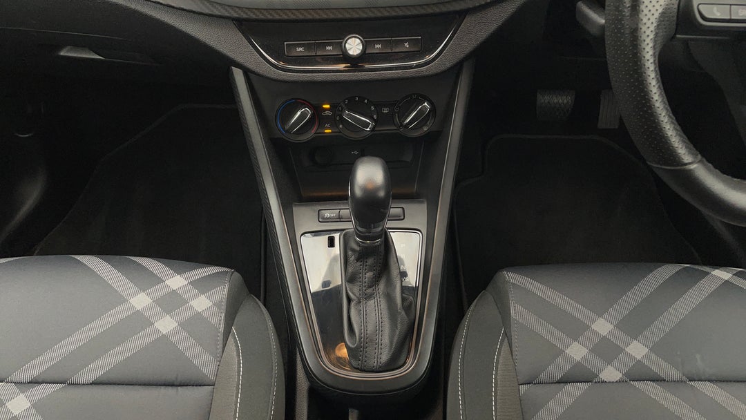 2020 MG Mg3 Auto Core, Automatic, 17836 km, Gear Lever 