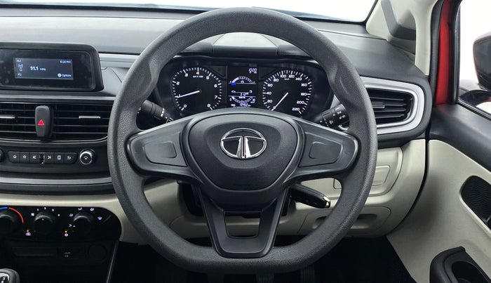 2021 Tata ALTROZ XE 1.2, Petrol, Manual, 13,505 km, Steering Wheel Close Up