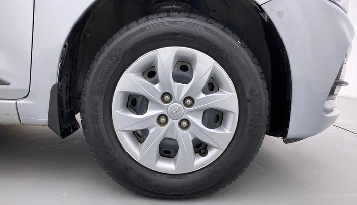 2019 Hyundai Elite i20 MAGNA+ VTVT, Petrol, Manual, 27,441 km, Right Front Wheel