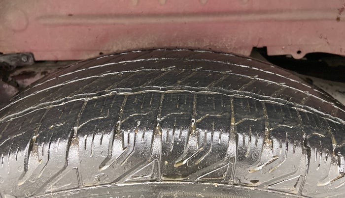 2018 Mahindra Scorpio S5, Diesel, Manual, 94,623 km, Left Rear Tyre Tread