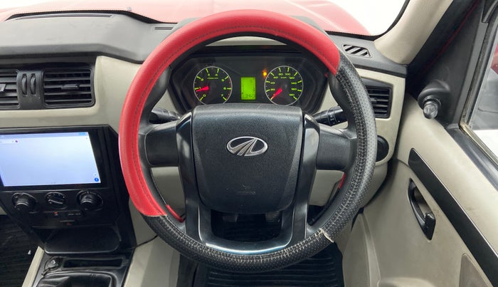 2018 Mahindra Scorpio S5, Diesel, Manual, 94,623 km, Steering Wheel Close Up