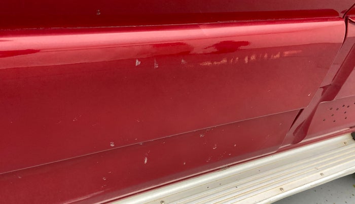 2018 Mahindra Scorpio S5, Diesel, Manual, 94,809 km, Front passenger door - Minor scratches
