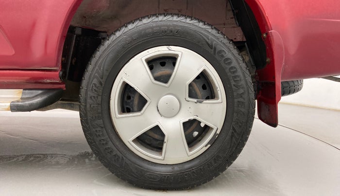 2018 Mahindra Scorpio S5, Diesel, Manual, 94,623 km, Left Rear Wheel
