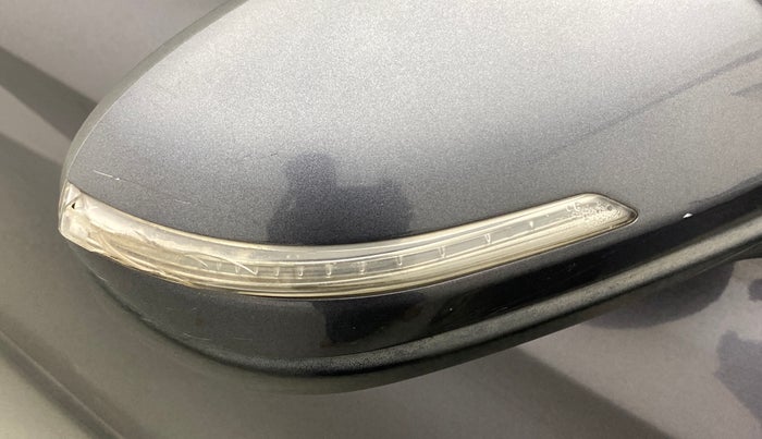 2015 Hyundai Elite i20 ASTA 1.4 CRDI, Diesel, Manual, 99,091 km, Right rear-view mirror - Indicator light has minor damage