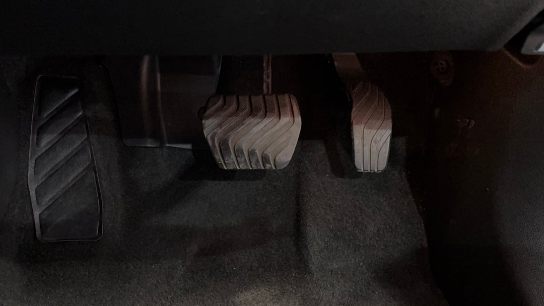 Pedals and Footmat