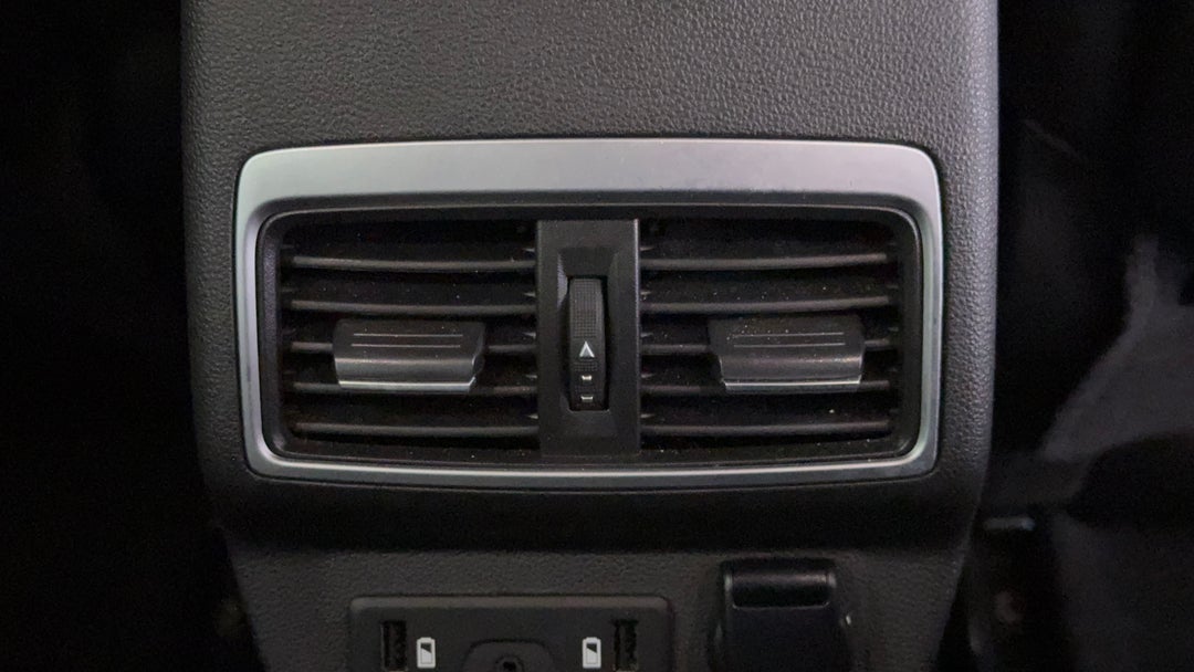 Rear A/C Vent