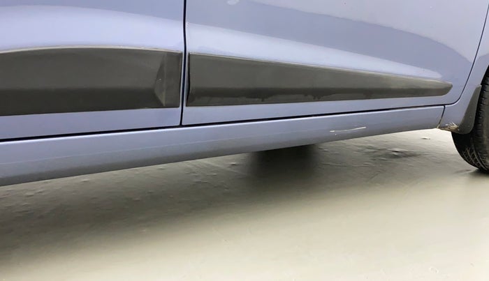 2015 Hyundai Grand i10 MAGNA 1.2 KAPPA VTVT, Petrol, Manual, 66,563 km, Right running board - Minor scratches