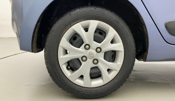2015 Hyundai Grand i10 MAGNA 1.2 KAPPA VTVT, Petrol, Manual, 66,563 km, Right Rear Wheel