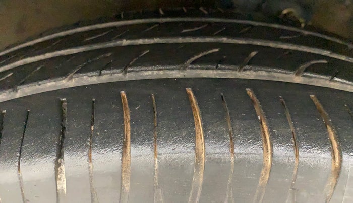 2018 Maruti Celerio ZXI, Petrol, Manual, 45,250 km, Left Front Tyre Tread