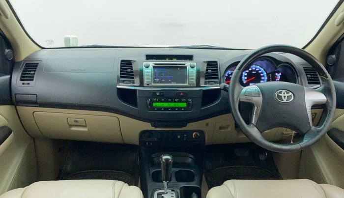 2014 Toyota Fortuner 3.0 4X2 AT, Diesel, Automatic, 1,08,796 km, Dashboard