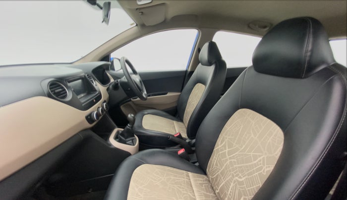 2017 Hyundai Grand i10 MAGNA 1.2 VTVT, Petrol, Manual, 19,356 km, Right Side Front Door Cabin