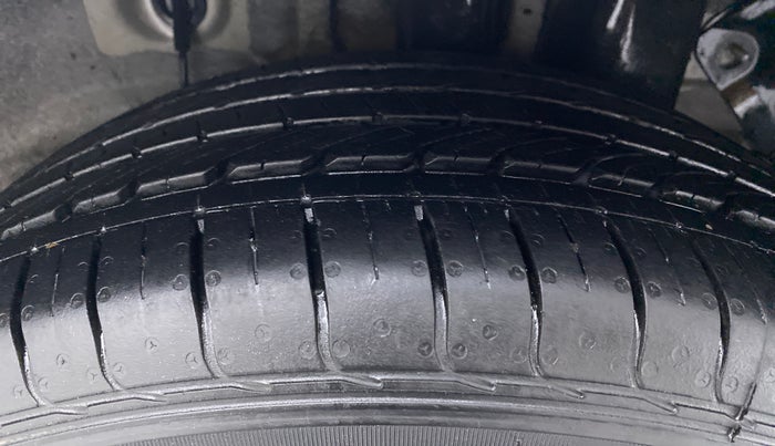 2014 Hyundai Elite i20 ASTA 1.2, Petrol, Manual, 72,110 km, Left Rear Tyre Tread