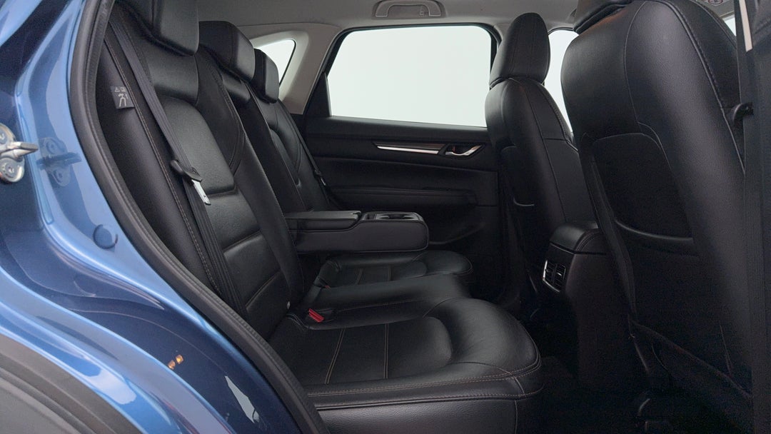 2018 Mazda CX-5 Gt (4x4), Automatic, 125087 km, Right Side Rear Door Cabin View