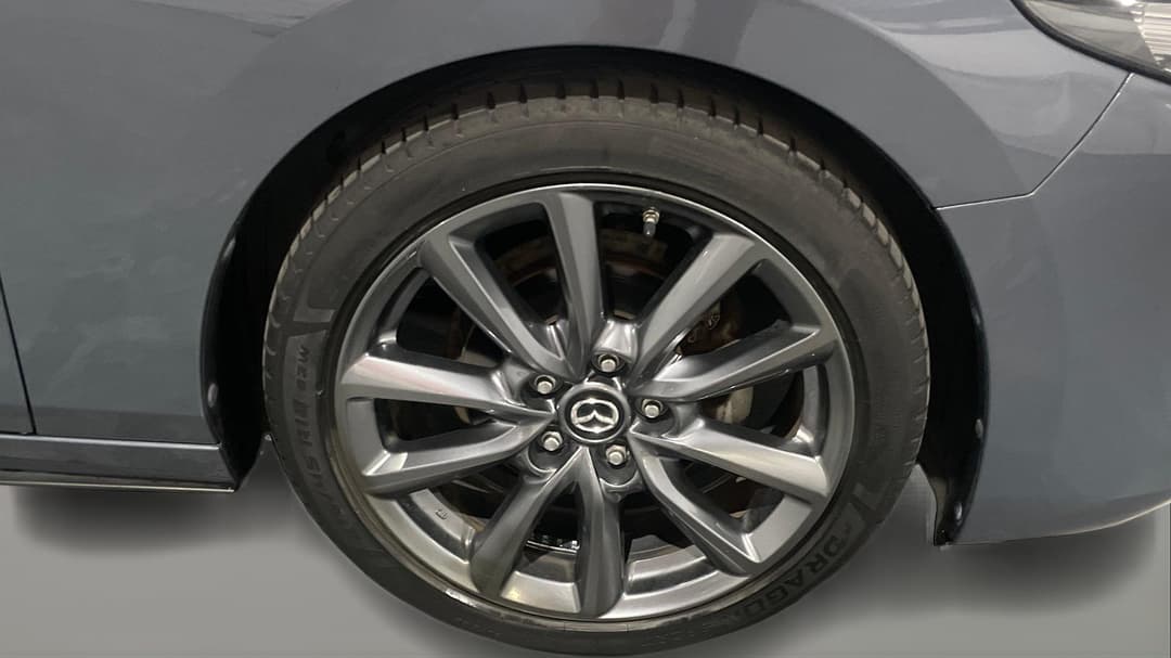2020 Mazda Mazda3 G20 Touring, Automatic, 76143 km, Right Front Wheel