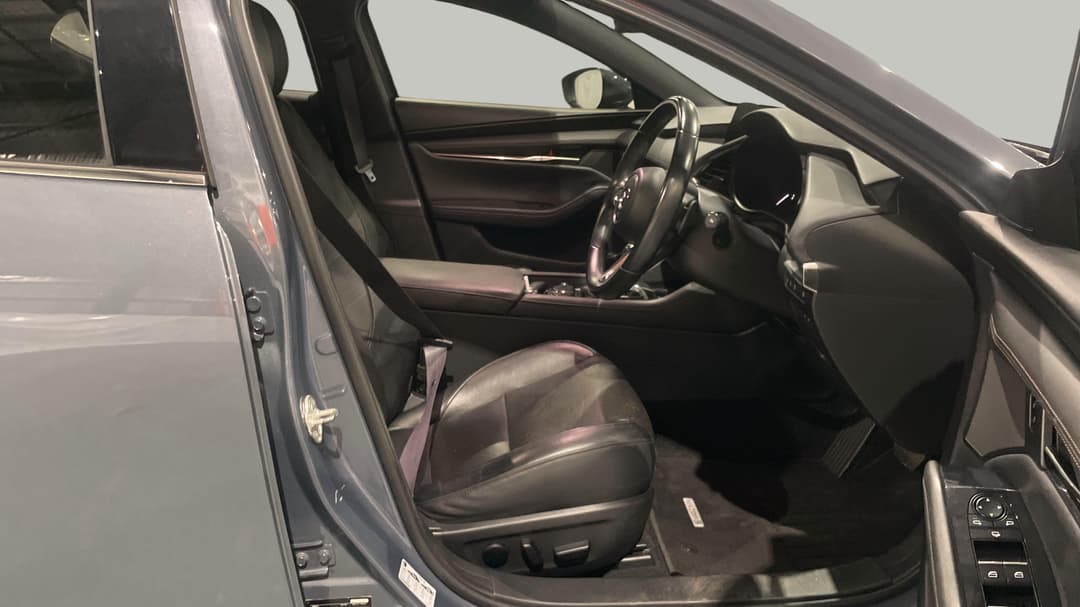 2020 Mazda Mazda3 G20 Touring, Automatic, 76143 km, Right Side Front Door Cabin View