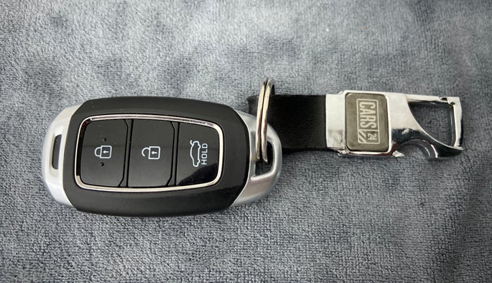 2019 Hyundai Verna 1.6 CRDI SX, Diesel, Manual, 19,096 km, Key Close Up