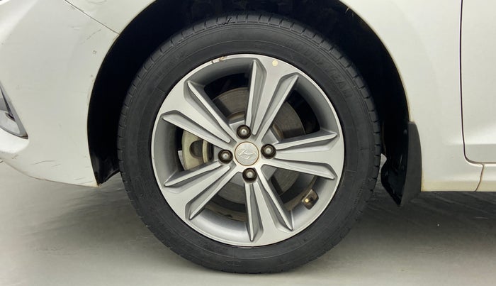 2019 Hyundai Verna 1.6 CRDI SX, Diesel, Manual, 19,096 km, Left Front Wheel