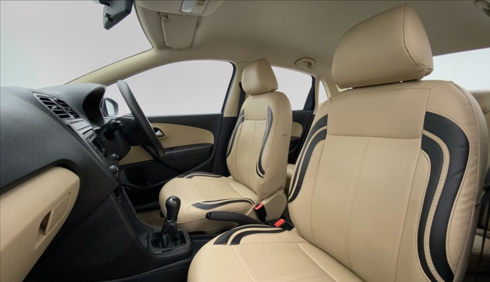 2016 Volkswagen Ameo COMFORTLINE 1.2, Petrol, Manual, 64,953 km, Right Side Front Door Cabin
