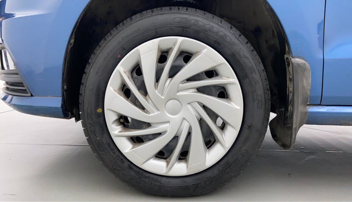 2016 Volkswagen Ameo COMFORTLINE 1.2, Petrol, Manual, 64,953 km, Left Front Wheel