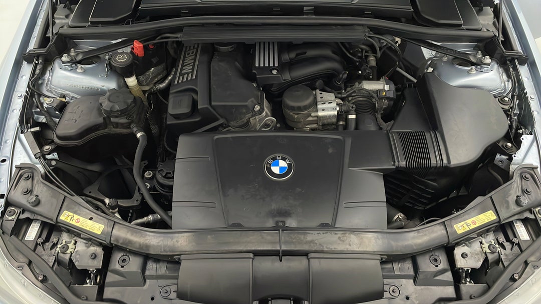 Open Bonnet (Engine)