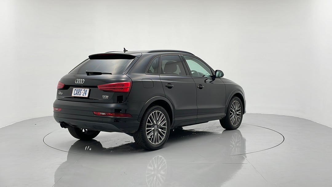 Right Back Diagonal (45- Degree) View