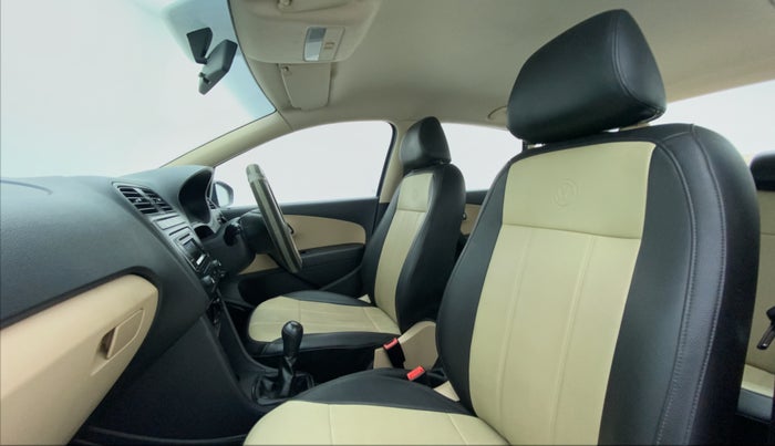 2017 Volkswagen Ameo COMFORTLINE 1.2, Petrol, Manual, 26,348 km, Right Side Front Door Cabin