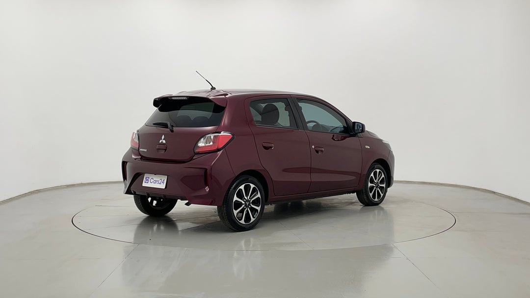 Right Back Diagonal (45- Degree) View