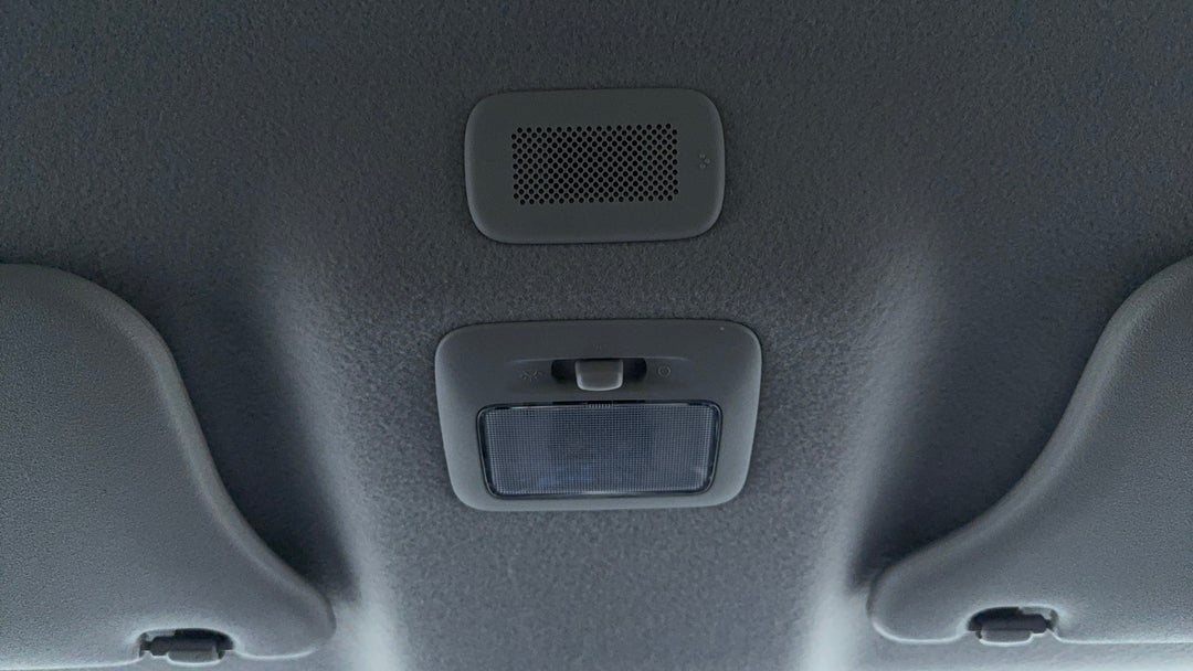 On-Roof Controls/Sunglass holder