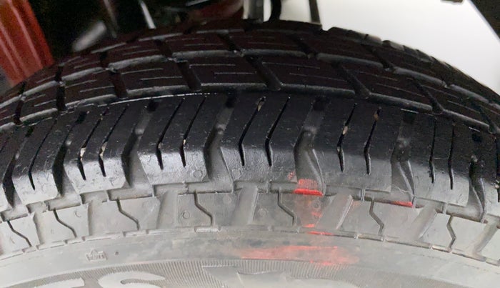 2017 Maruti Alto 800 LXI, Petrol, Manual, 18,891 km, Left Rear Tyre Tread