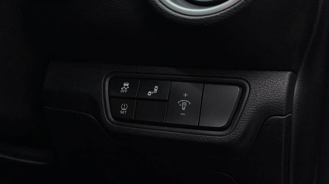 2021 Kia Cerato Sport+, Automatic, 52403 km, Utility Switches/Buttons