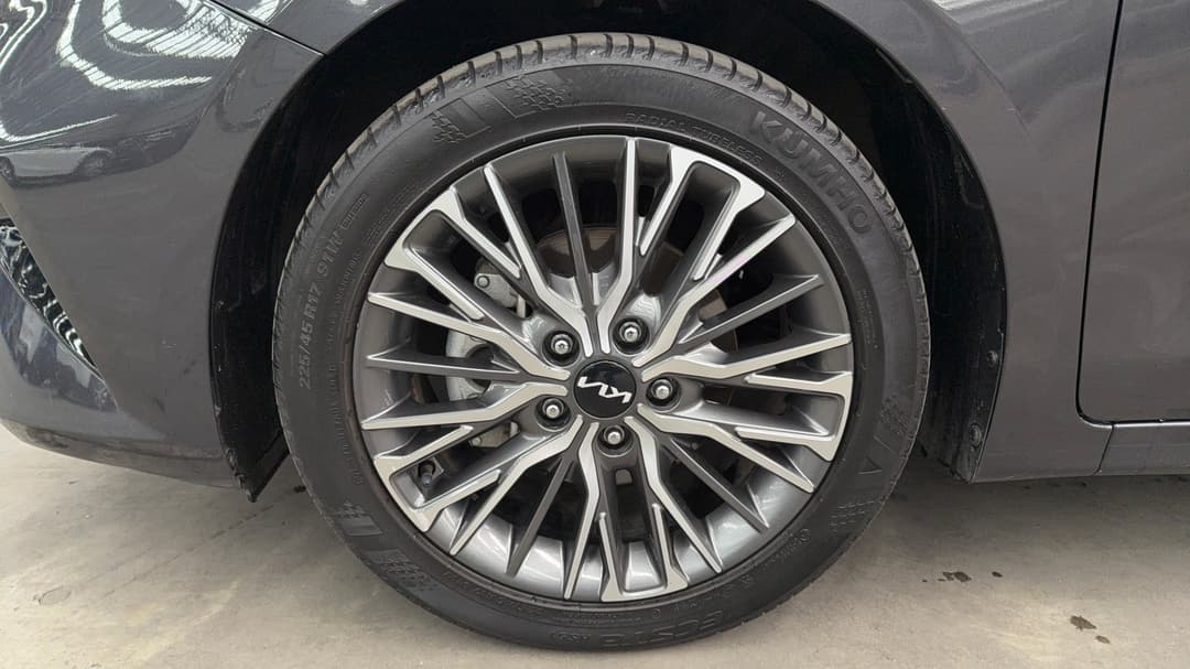 2021 Kia Cerato Sport+, Automatic, 52403 km, Left Front Wheel