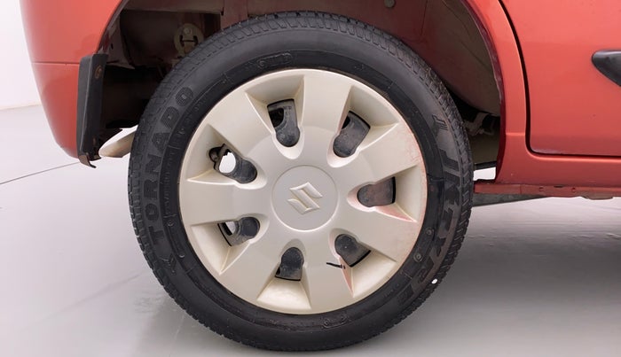 2014 Maruti Alto K10 VXI P, Petrol, Manual, 32,036 km, Right Rear Wheel