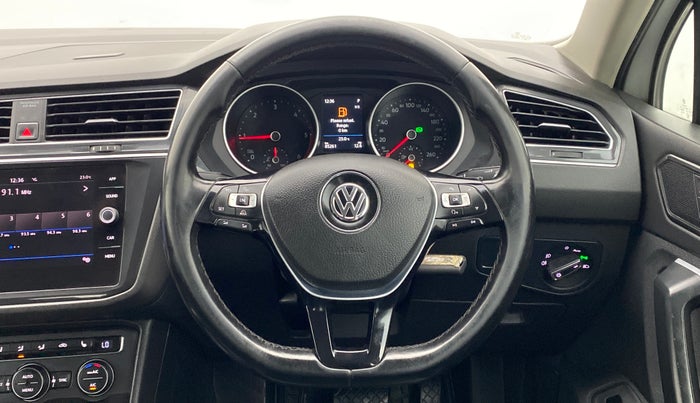 2017 Volkswagen TIGUAN COMFORTLINE AT, Diesel, Automatic, 85,261 km, Steering Wheel Close Up