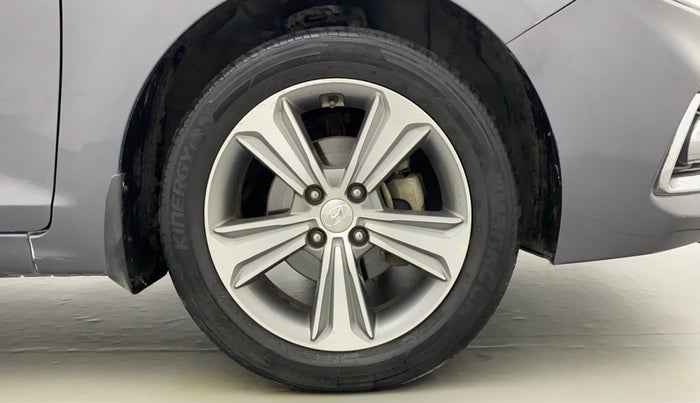 2019 Hyundai Verna 1.6 VTVT SX (O) AT, Petrol, Automatic, 57,538 km, Right Front Wheel