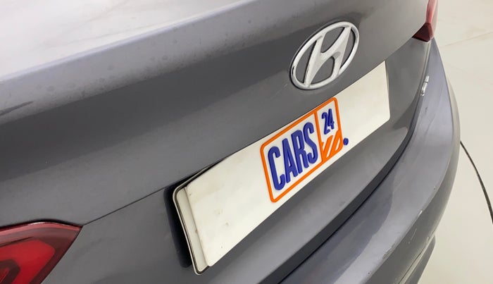 2019 Hyundai Verna 1.6 VTVT SX (O) AT, Petrol, Automatic, 57,538 km, Dicky (Boot door) - Minor scratches