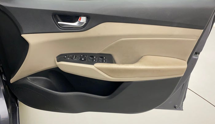 2019 Hyundai Verna 1.6 VTVT SX (O) AT, Petrol, Automatic, 57,538 km, Driver Side Door Panels Control