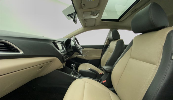 2019 Hyundai Verna 1.6 VTVT SX (O) AT, Petrol, Automatic, 57,538 km, Right Side Front Door Cabin