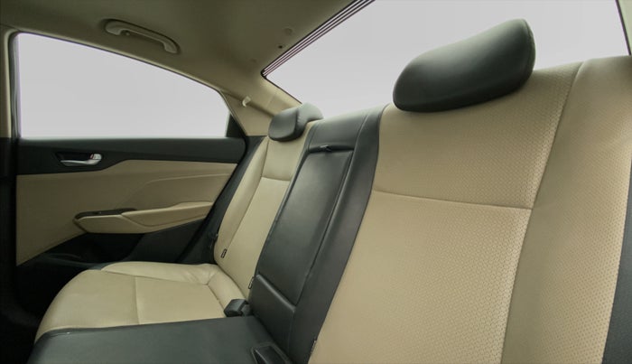 2019 Hyundai Verna 1.6 VTVT SX (O) AT, Petrol, Automatic, 57,538 km, Right Side Rear Door Cabin