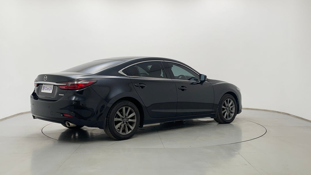 Right Back Diagonal (45- Degree) View