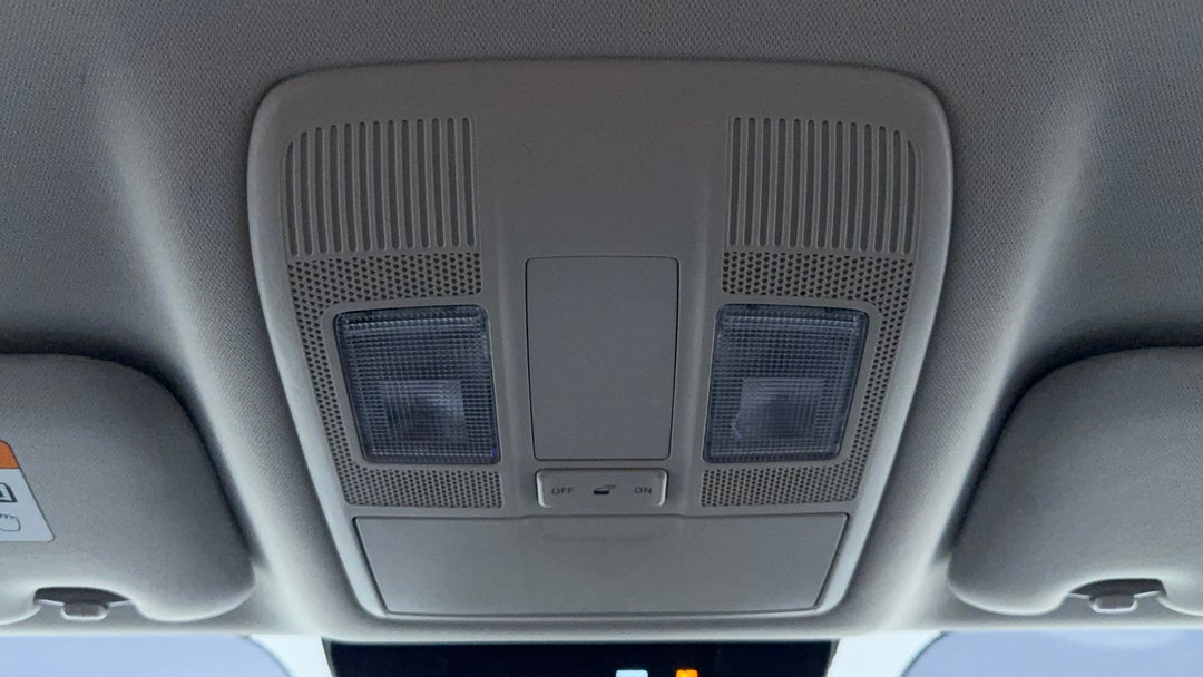 On-Roof Controls/Sunglass holder