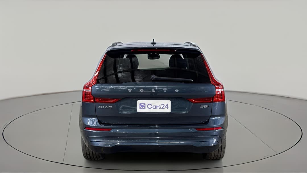 2021 Volvo XC60 B5 Momentum Mhev, Automatic, 48543 km, Back/Rear View