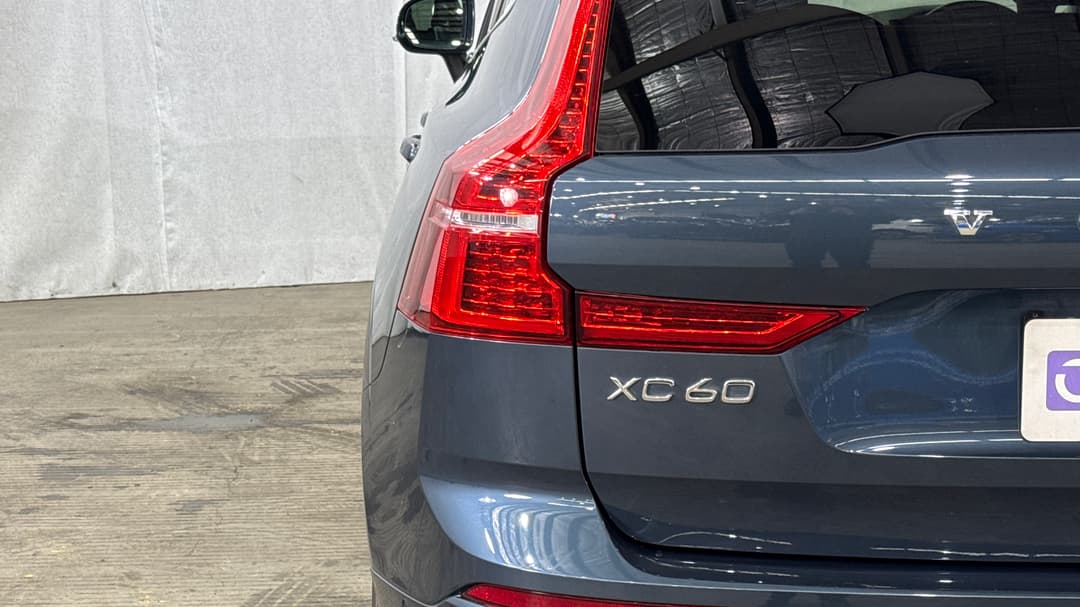 2021 Volvo XC60 B5 Momentum Mhev, Automatic, 48543 km, Badge (Boot Left Side)