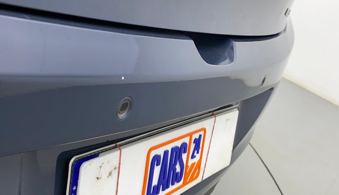 2014 Hyundai Elite i20 SPORTZ 1.4 CRDI, Diesel, Manual, 1,08,913 km, Infotainment system - Parking sensor not working